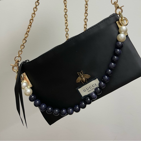 Mini Gucci perfume pouch with chain - Picture 8 of 13